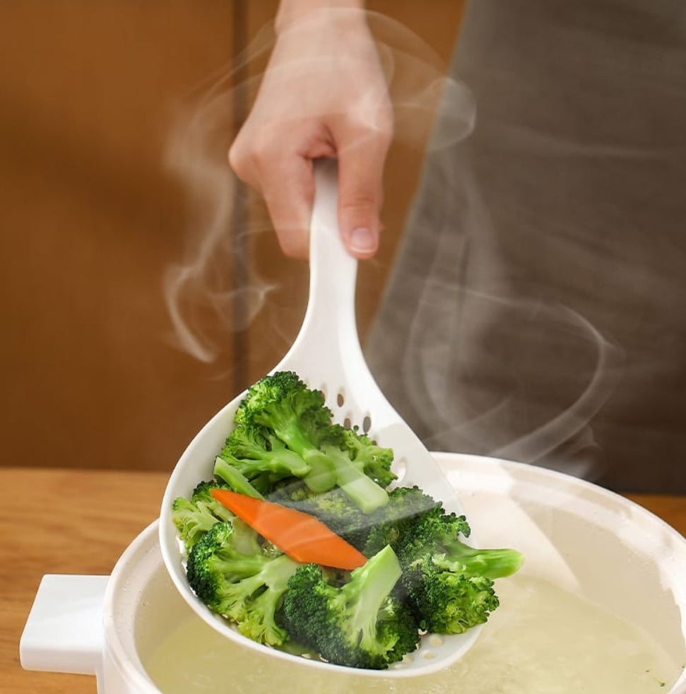 Fasola PA High-Temperature Resistant Kitchen Skimmer Cooking Spoon with Holes for Skimming/Draining 35.5X14.5cm X4Pack