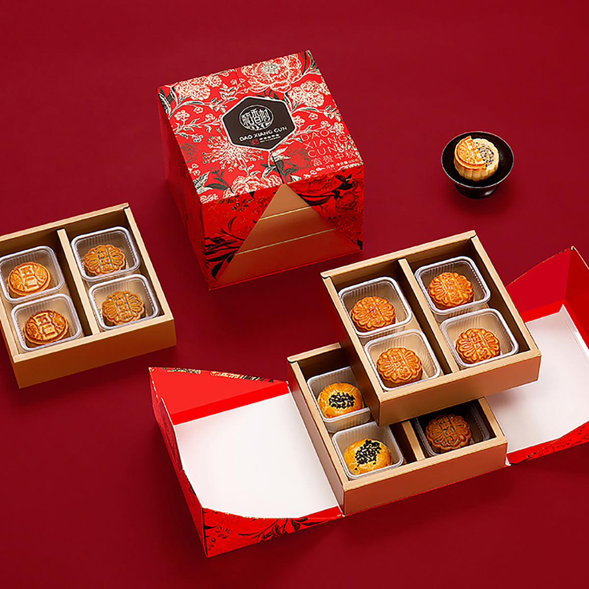 DXC-Luxurious-Mooncake-Gift-Box-600g-X4Pack-1