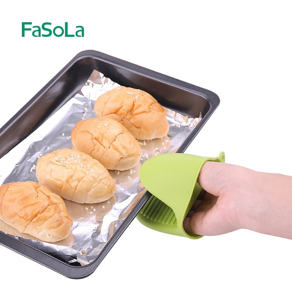 Fasola Heat Resistant Silicone Oven Gloves Silicone Potholders for Kitchen Beige X2Pack