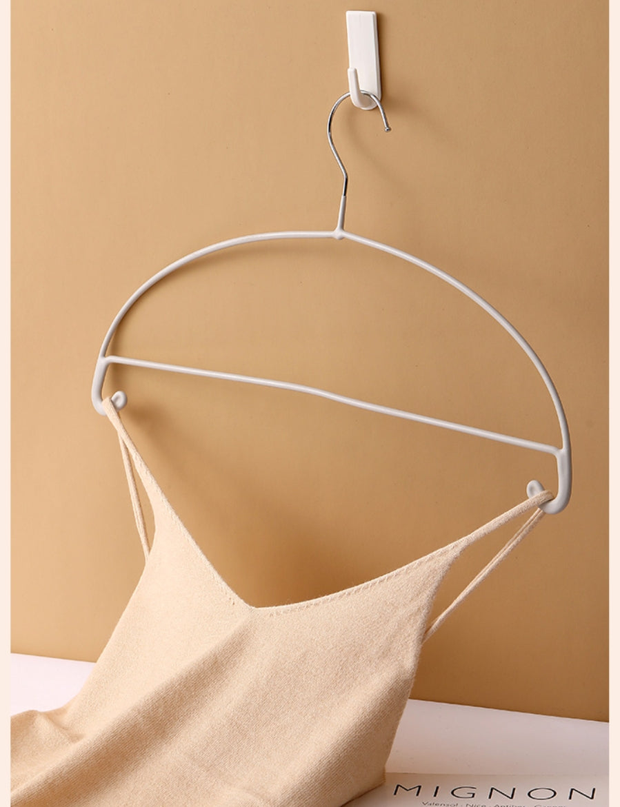 Fasola Non-Slip No Shoulder Bumps Space Saving Curved Clothes Hangers Coat Hanger 5pcs X2Pack