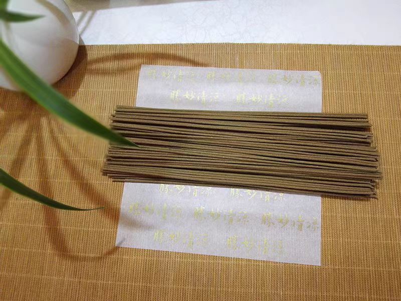 Lifease Made in Japan Room Incense Joss sticks Agarwood 40 Sticks X 2Pack